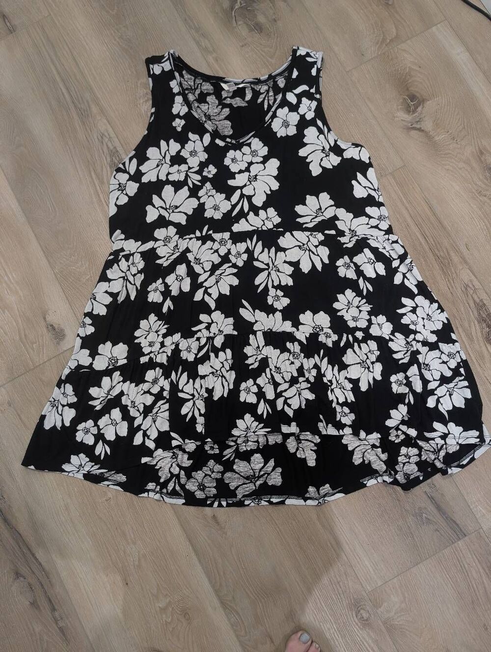 Terra & Sky Black & White Floral Tiered High-Low Tunic Tank Top Tropical 2X Plus